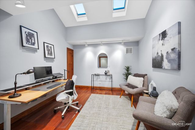 421 Bunning Drive, Downers Grove, IL 60516