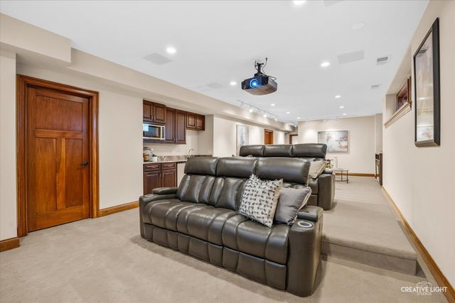 421 Bunning Drive, Downers Grove, IL 60516