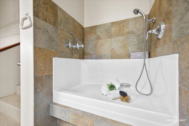 421 Bunning Drive, Downers Grove, IL 60516