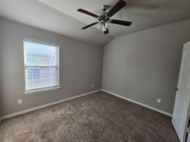 8401 Cherry Bark Lane, Fort Worth, TX 76140