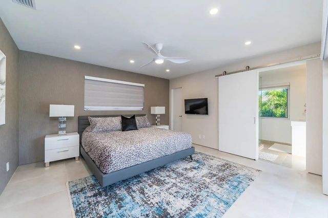 6600 NE 21ST Drive, Fort Lauderdale, FL 33308