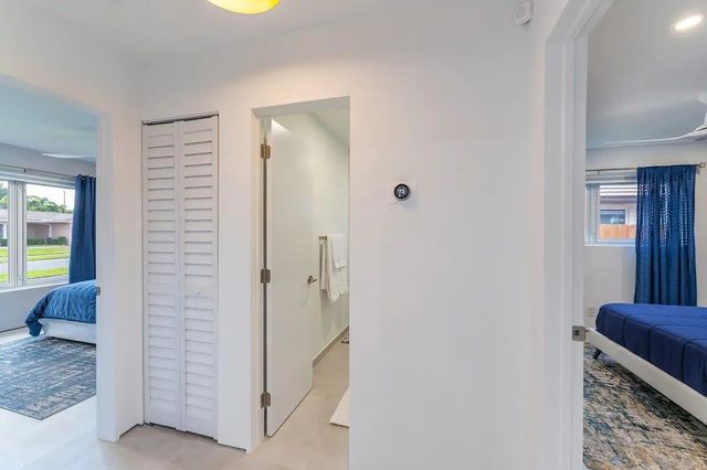 6600 NE 21ST Drive, Fort Lauderdale, FL 33308