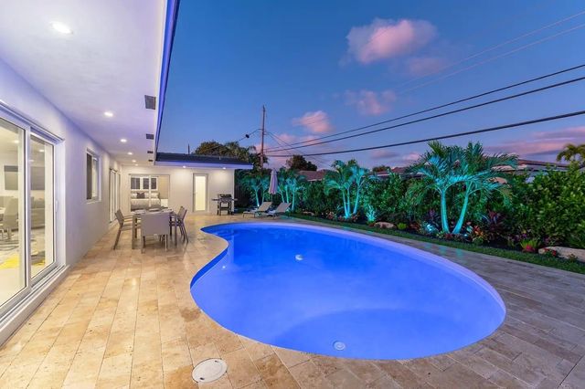 6600 NE 21ST Drive, Fort Lauderdale, FL 33308