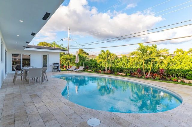 6600 NE 21ST Drive, Fort Lauderdale, FL 33308