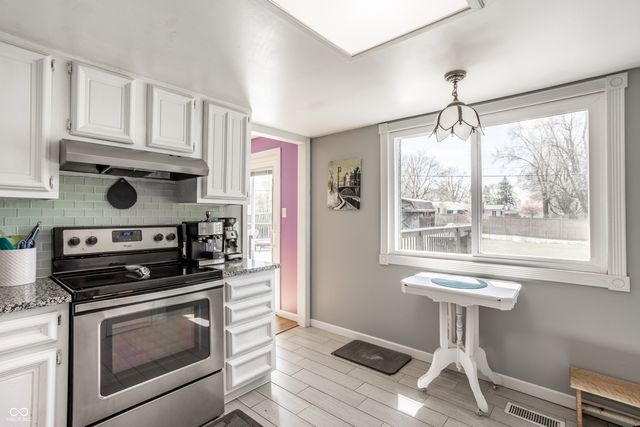 3021 Kessler Boulevard East Drive, Indianapolis, IN 46220