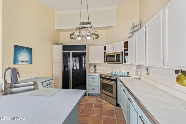 2101 N Bitter Cherry Drive, Tucson, AZ 85715