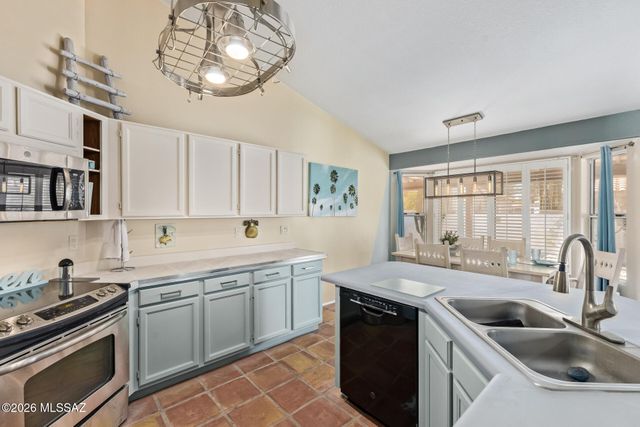 2101 N Bitter Cherry Drive, Tucson, AZ 85715