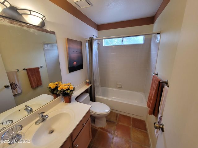 2101 N Bitter Cherry Drive, Tucson, AZ 85715