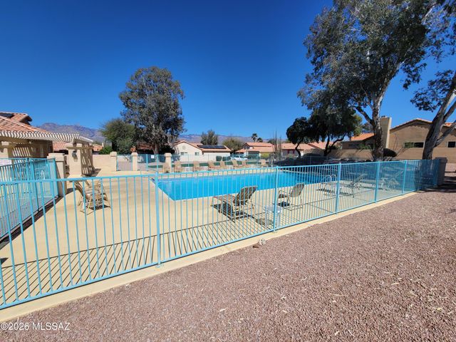 2101 N Bitter Cherry Drive, Tucson, AZ 85715