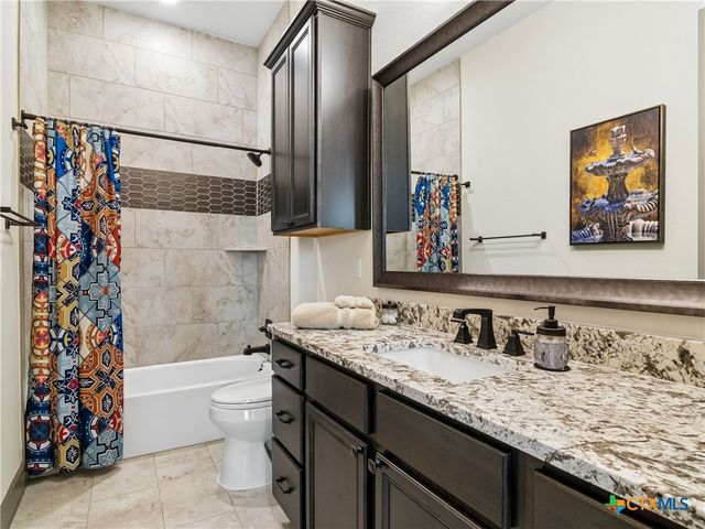 125 Waving Muhly Drive, San Marcos, TX 78666