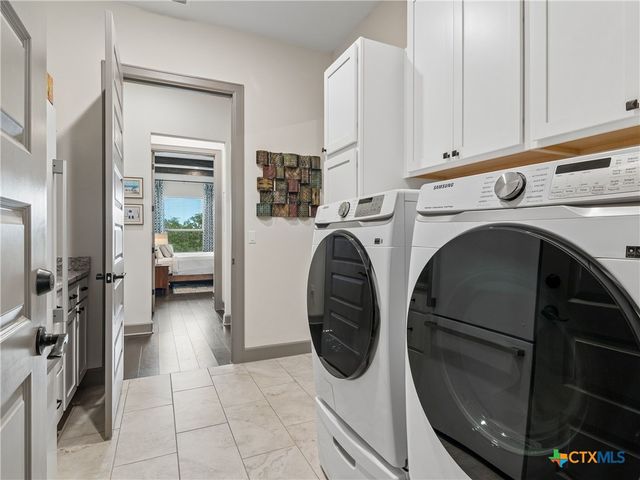 125 Waving Muhly Drive, San Marcos, TX 78666