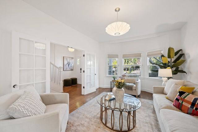 829 51st St, Oakland, CA 94608