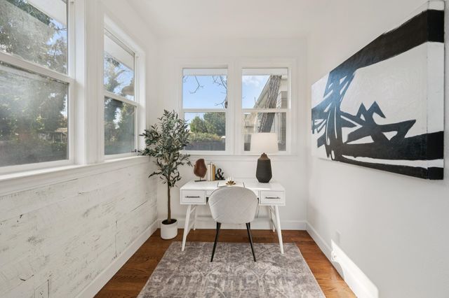 829 51st St, Oakland, CA 94608