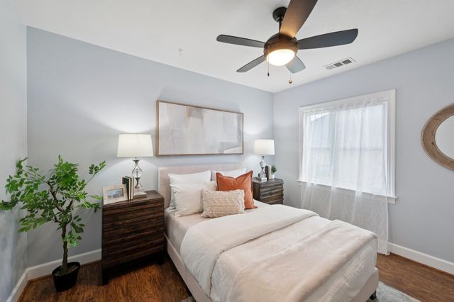 829 51st St, Oakland, CA 94608