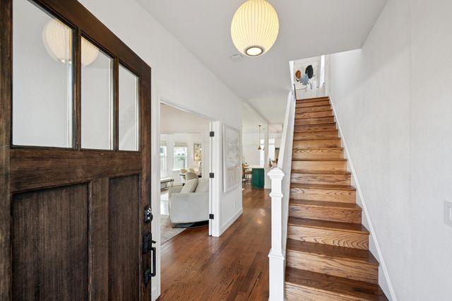 829 51st St, Oakland, CA 94608