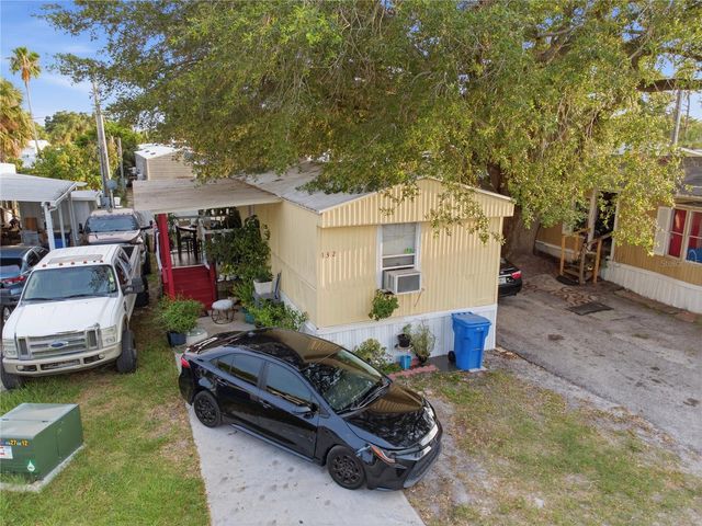 132 NEWBURY DRIVE, Tampa, FL 33615