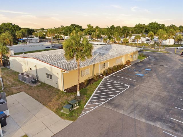 132 NEWBURY DRIVE, Tampa, FL 33615