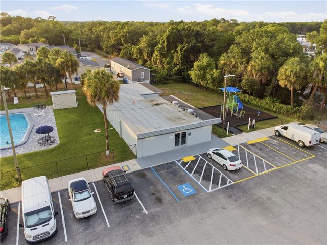 132 NEWBURY DRIVE, Tampa, FL 33615