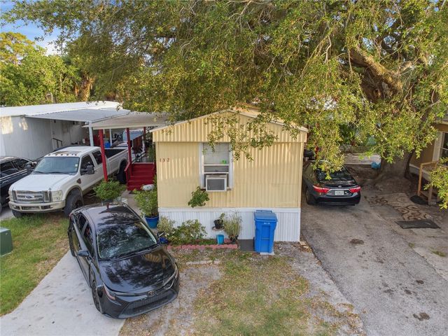 132 NEWBURY DRIVE, Tampa, FL 33615