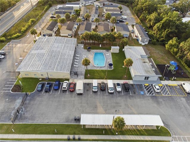 132 NEWBURY DRIVE, Tampa, FL 33615