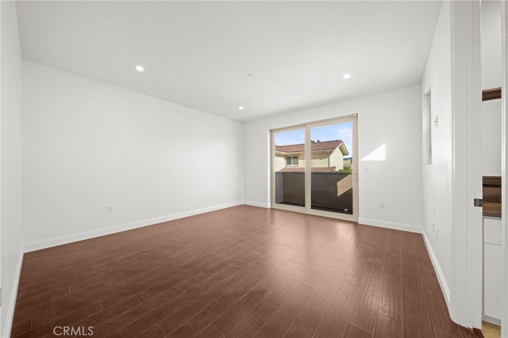 Image 16 of property listing at 7615 Ani, North Hollywood, CA 91605