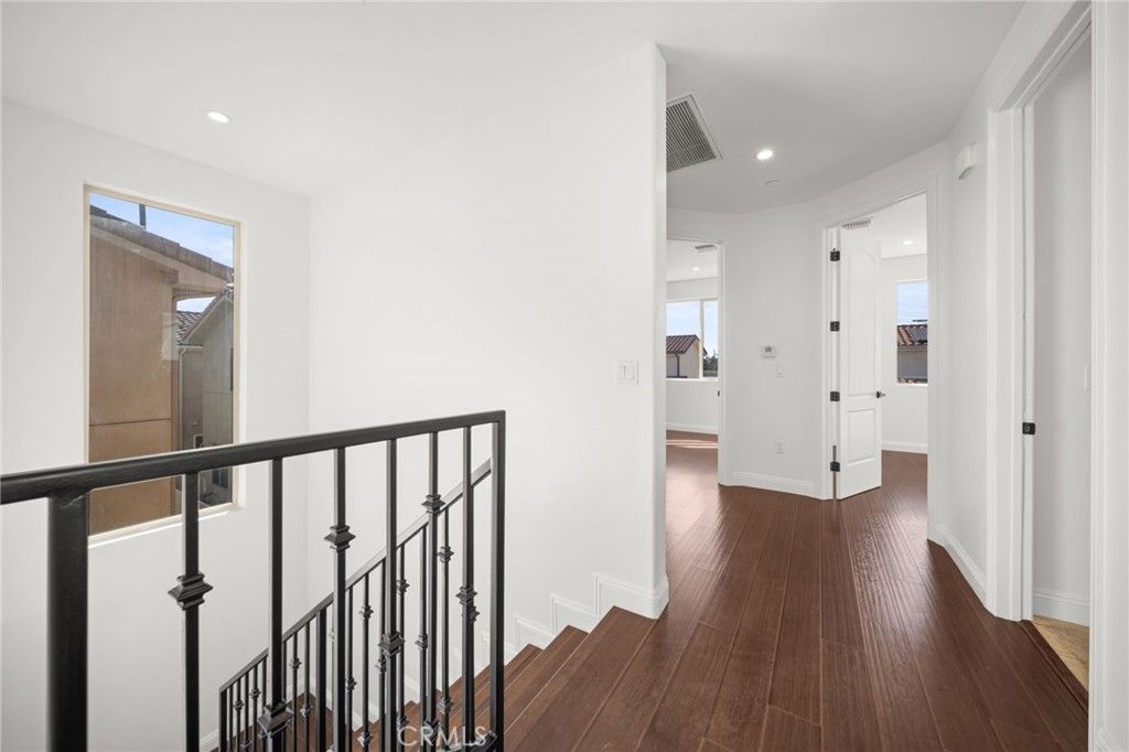 Image 23 of property listing at 7615 Ani, North Hollywood, CA 91605