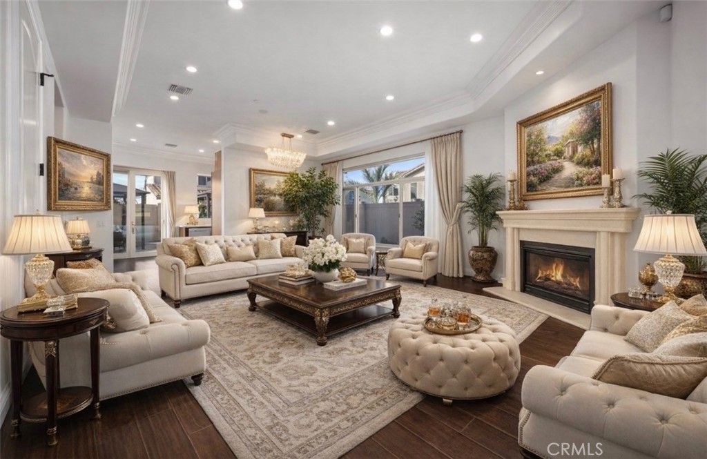 Image 4 of property listing at 7615 Ani, North Hollywood, CA 91605