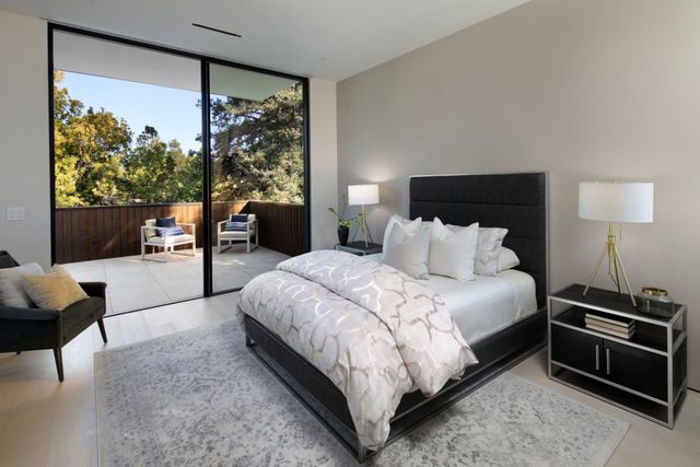 2171 Clayton Drive, Menlo Park, CA 94025