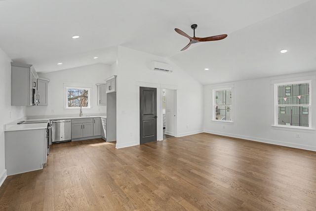 622 N 2nd St, Nashville, TN 37207