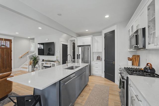 622 N 2nd St, Nashville, TN 37207