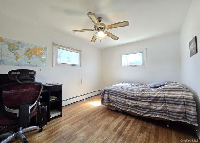 138 E Madison Street, East Islip, NY 11730