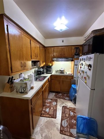 4013 De Reimer Avenue, Bronx, NY 10466