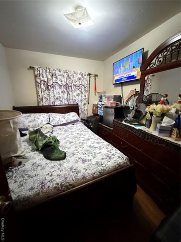 4013 De Reimer Avenue, Bronx, NY 10466