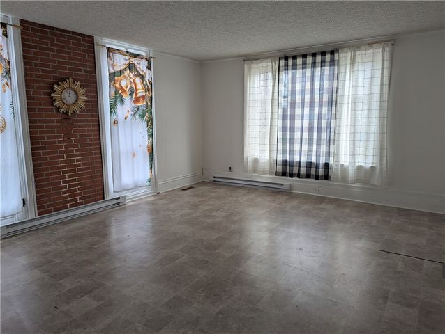 318 West Avenue, Ridgeway, NY 14103