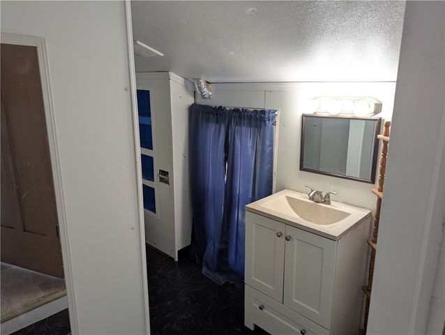 318 West Avenue, Ridgeway, NY 14103