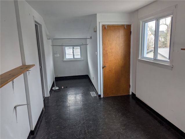 318 West Avenue, Ridgeway, NY 14103