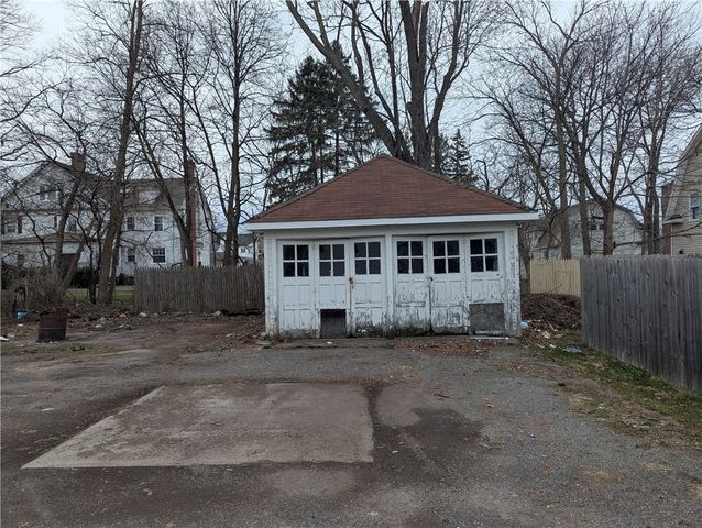 318 West Avenue, Ridgeway, NY 14103