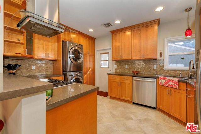 1118 N Niagara Street, Burbank, CA 91505