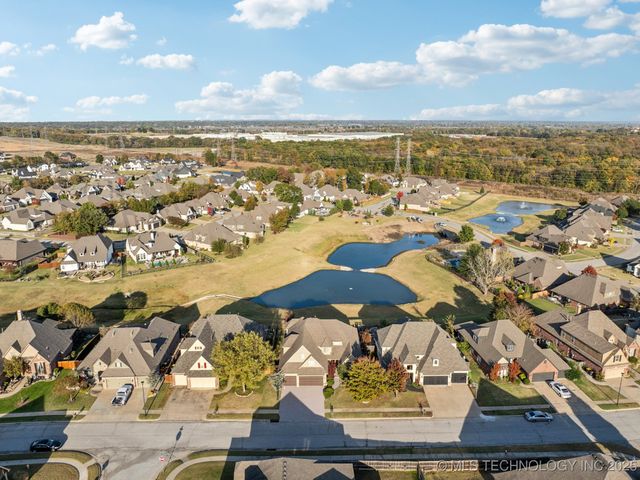 2609 E 138th Street S, Jenks, OK 74008