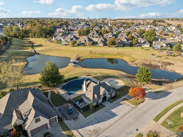 2609 E 138th Street S, Jenks, OK 74008