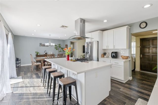 938 W Laurel, Colton, CA 92324