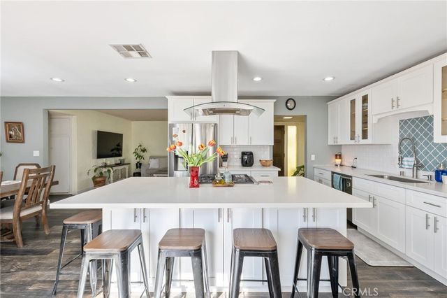 938 W Laurel, Colton, CA 92324