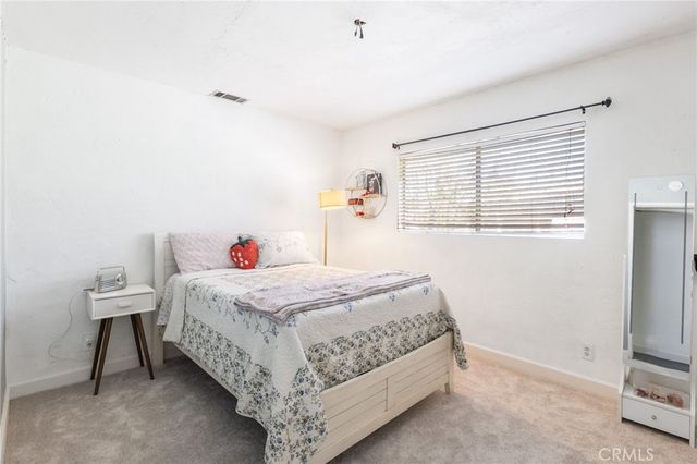 938 W Laurel, Colton, CA 92324