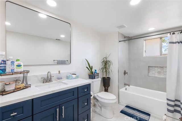 938 W Laurel, Colton, CA 92324