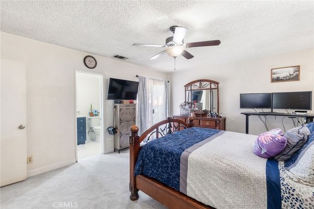 938 W Laurel, Colton, CA 92324