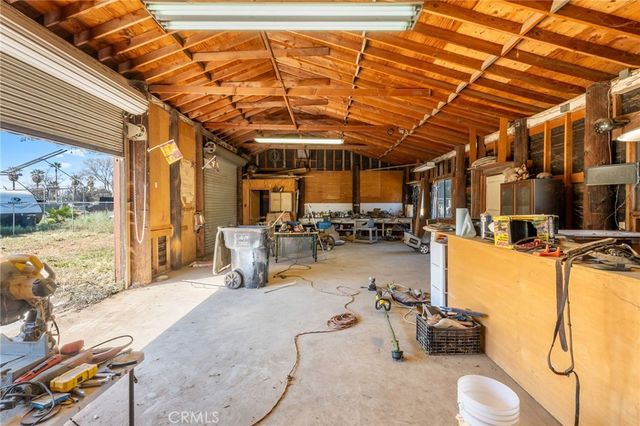 938 W Laurel, Colton, CA 92324