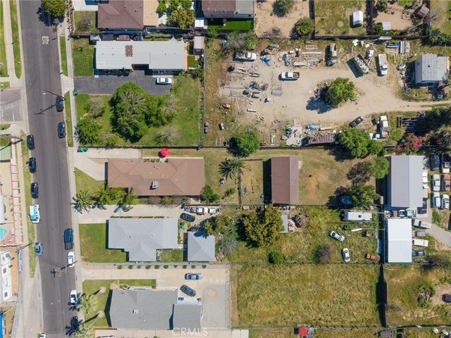 938 W Laurel, Colton, CA 92324