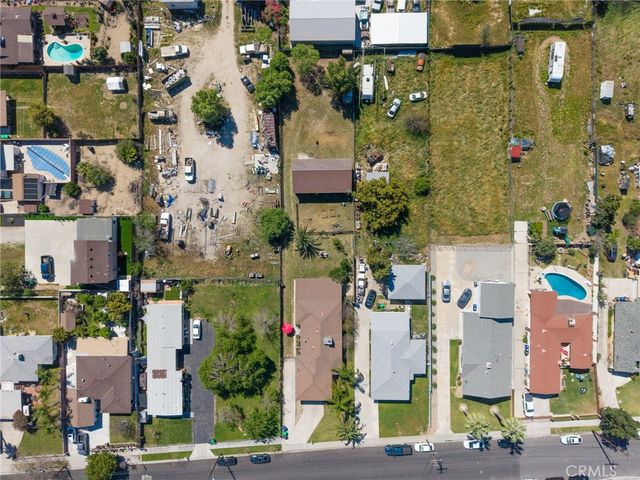 938 W Laurel, Colton, CA 92324