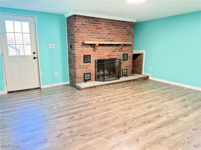 191 W Mcconnell Avenue, Wintersville, OH 43953