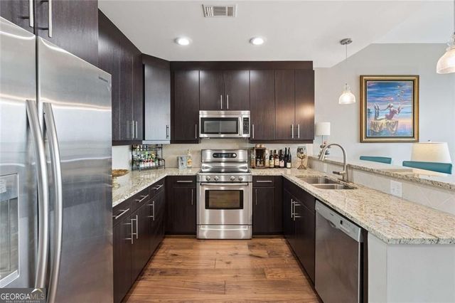 1080 Peachtree Street NE 3201, Atlanta, GA 30305